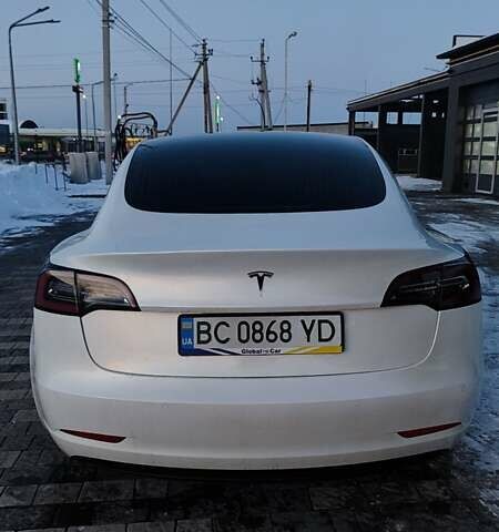 Білий Тесла Модель 3, об'ємом двигуна 0 л та пробігом 48 тис. км за 16900 $, фото 11 на Automoto.ua
