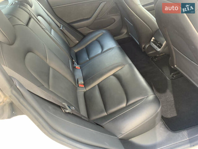 Белый Тесла Модель 3, объемом двигателя 0 л и пробегом 119 тыс. км за 18300 $, фото 9 на Automoto.ua