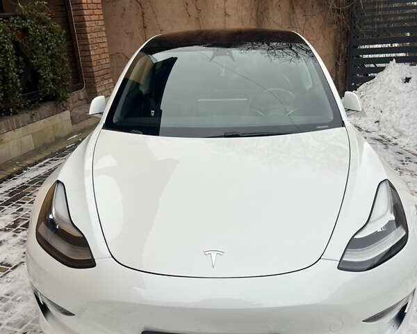 Белый Тесла Модель 3, объемом двигателя 0 л и пробегом 177 тыс. км за 17500 $, фото 9 на Automoto.ua