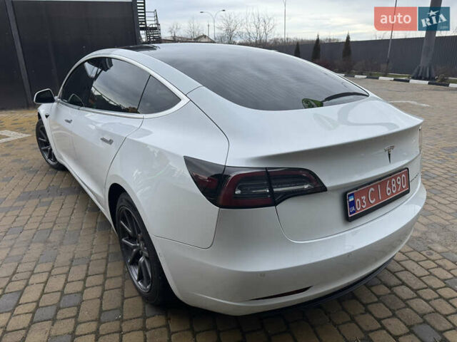 Белый Тесла Модель 3, объемом двигателя 0 л и пробегом 132 тыс. км за 17900 $, фото 18 на Automoto.ua