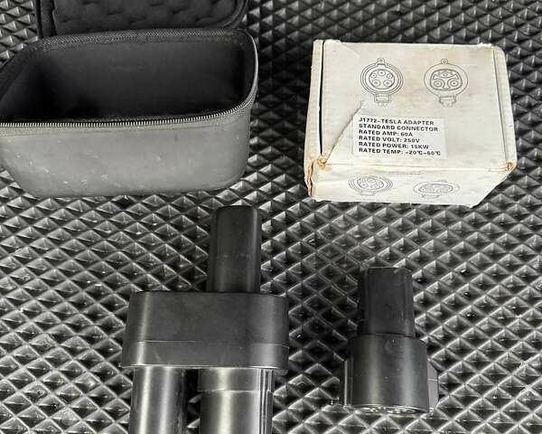 Білий Тесла Модель 3, об'ємом двигуна 0 л та пробігом 105 тис. км за 22250 $, фото 3 на Automoto.ua