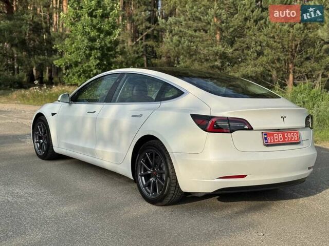 Белый Тесла Модель 3, объемом двигателя 0 л и пробегом 60 тыс. км за 17900 $, фото 14 на Automoto.ua