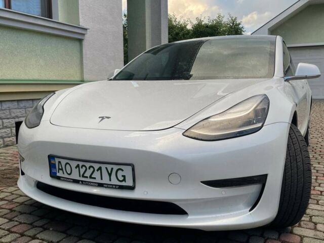 Білий Тесла Модель 3, об'ємом двигуна 0 л та пробігом 38 тис. км за 26500 $, фото 3 на Automoto.ua