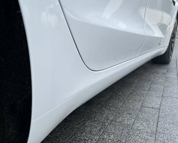 Белый Тесла Модель 3, объемом двигателя 0 л и пробегом 137 тыс. км за 17300 $, фото 10 на Automoto.ua