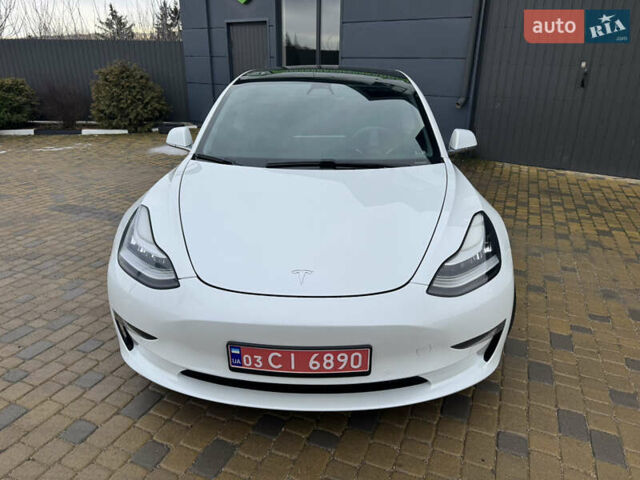 Белый Тесла Модель 3, объемом двигателя 0 л и пробегом 132 тыс. км за 17900 $, фото 24 на Automoto.ua