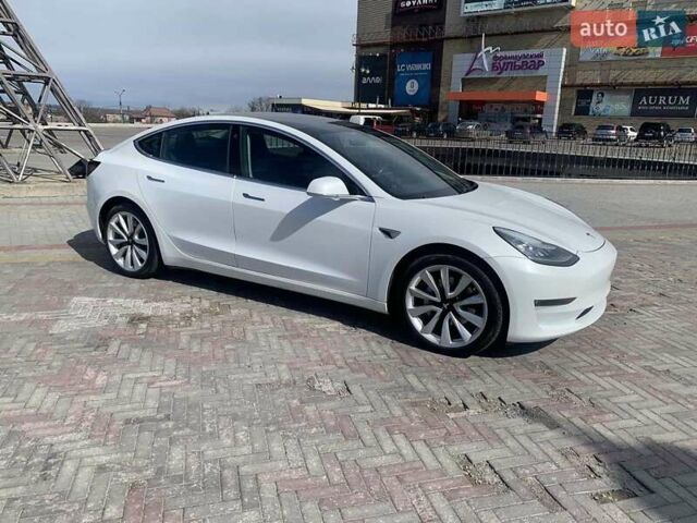 Білий Тесла Модель 3, об'ємом двигуна 0 л та пробігом 167 тис. км за 25500 $, фото 4 на Automoto.ua