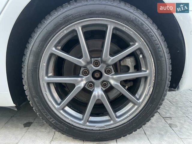 Білий Тесла Модель 3, об'ємом двигуна 0 л та пробігом 262 тис. км за 18400 $, фото 20 на Automoto.ua