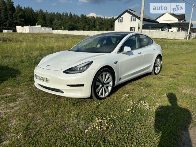 Белый Тесла Модель 3, объемом двигателя 0 л и пробегом 83 тыс. км за 20300 $, фото 3 на Automoto.ua
