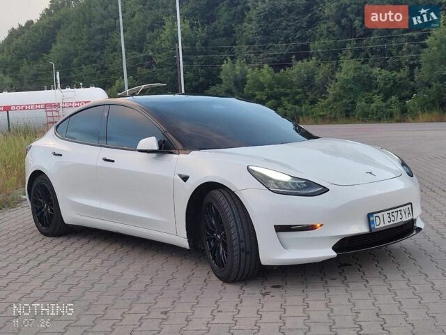 Білий Тесла Модель 3, об'ємом двигуна 0 л та пробігом 167 тис. км за 14999 $, фото 1 на Automoto.ua