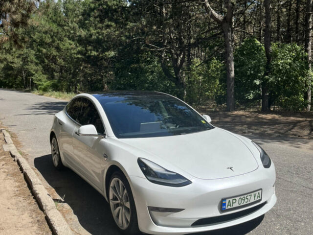 Белый Тесла Модель 3, объемом двигателя 0 л и пробегом 110 тыс. км за 21000 $, фото 7 на Automoto.ua