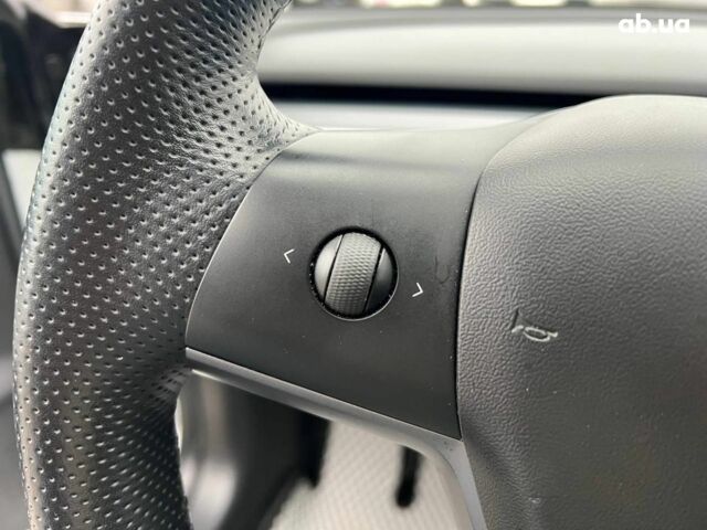 Білий Тесла Модель 3, об'ємом двигуна 0 л та пробігом 203 тис. км за 12000 $, фото 21 на Automoto.ua