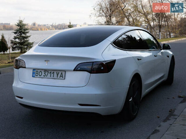 Тесла Модель 3 2019 в Львове на Automoto.ua Белый Тесла Модель 3, объемом двигателя 0 л и пробегом 80 тыс. км за 19900 $, фото 15 на Automoto.ua