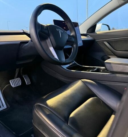 Білий Тесла Модель 3, об'ємом двигуна 0 л та пробігом 89 тис. км за 19500 $, фото 12 на Automoto.ua