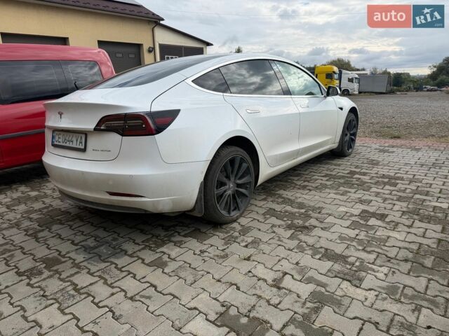Белый Тесла Модель 3, объемом двигателя 0 л и пробегом 165 тыс. км за 12500 $, фото 2 на Automoto.ua
