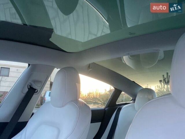 Білий Тесла Модель 3, об'ємом двигуна 0 л та пробігом 236 тис. км за 14300 $, фото 18 на Automoto.ua