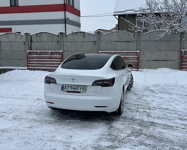 Белый Тесла Модель 3, объемом двигателя 0 л и пробегом 122 тыс. км за 19350 $, фото 8 на Automoto.ua