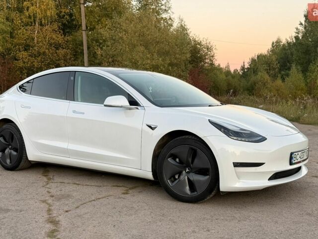 Белый Тесла Модель 3, объемом двигателя 0 л и пробегом 154 тыс. км за 16650 $, фото 6 на Automoto.ua