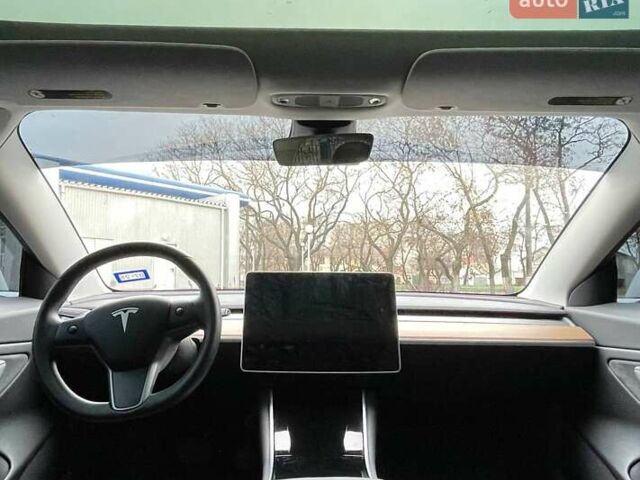 Белый Тесла Модель 3, объемом двигателя 0 л и пробегом 131 тыс. км за 21300 $, фото 8 на Automoto.ua