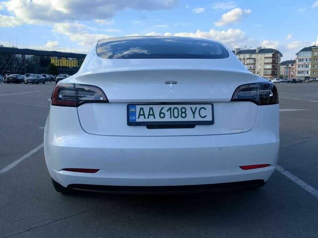 Білий Тесла Модель 3, об'ємом двигуна 0 л та пробігом 122 тис. км за 16500 $, фото 7 на Automoto.ua