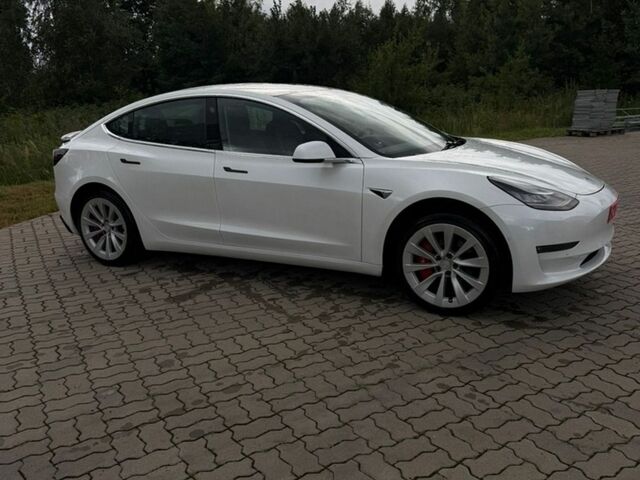 Білий Тесла Модель 3, об'ємом двигуна 0 л та пробігом 120 тис. км за 15200 $, фото 2 на Automoto.ua