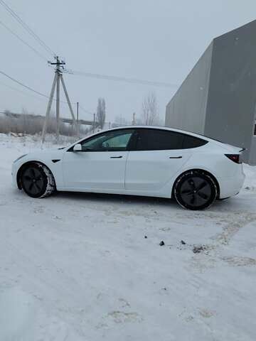 Білий Тесла Модель 3, об'ємом двигуна 0 л та пробігом 130 тис. км за 15500 $, фото 15 на Automoto.ua