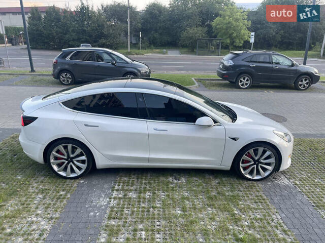 Білий Тесла Модель 3, об'ємом двигуна 0 л та пробігом 101 тис. км за 22500 $, фото 14 на Automoto.ua