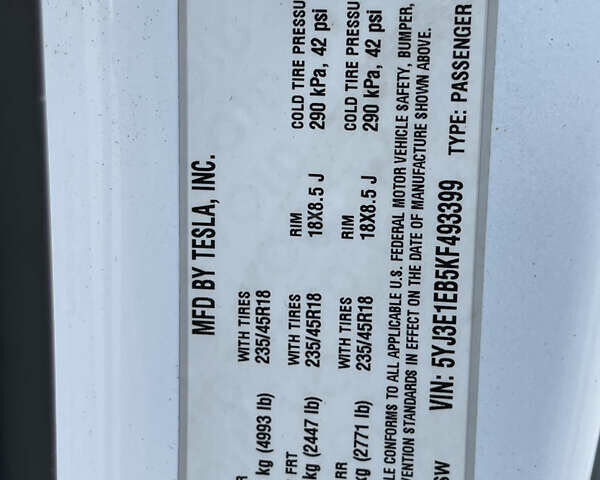 Білий Тесла Модель 3, об'ємом двигуна 0 л та пробігом 262 тис. км за 18400 $, фото 19 на Automoto.ua