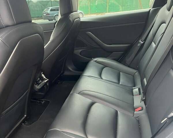 Белый Тесла Модель 3, объемом двигателя 0 л и пробегом 36 тыс. км за 16000 $, фото 5 на Automoto.ua