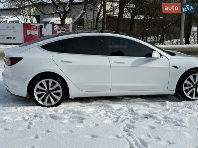 Білий Тесла Модель 3, об'ємом двигуна 0 л та пробігом 185 тис. км за 13800 $, фото 15 на Automoto.ua