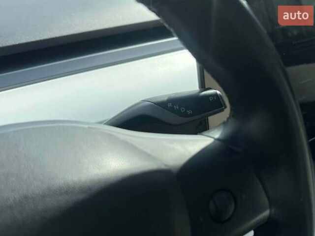 Білий Тесла Модель 3, об'ємом двигуна 0 л та пробігом 89 тис. км за 16900 $, фото 12 на Automoto.ua