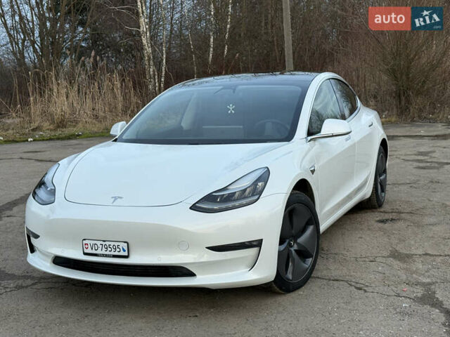 Белый Тесла Модель 3, объемом двигателя 0 л и пробегом 139 тыс. км за 17750 $, фото 15 на Automoto.ua
