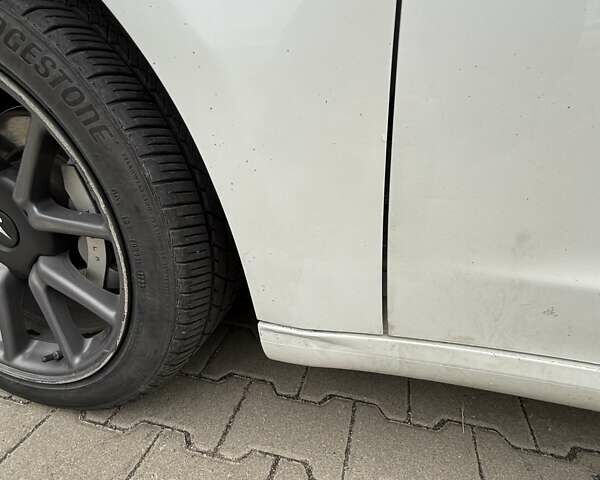 Белый Тесла Модель 3, объемом двигателя 0 л и пробегом 85 тыс. км за 14800 $, фото 7 на Automoto.ua