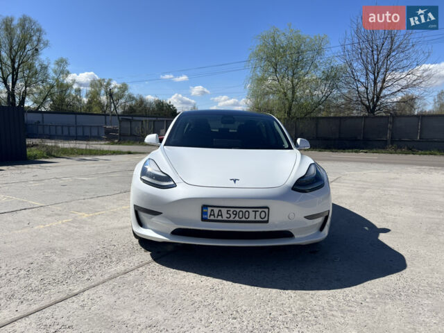 Белый Тесла Модель 3, объемом двигателя 0 л и пробегом 79 тыс. км за 19000 $, фото 5 на Automoto.ua