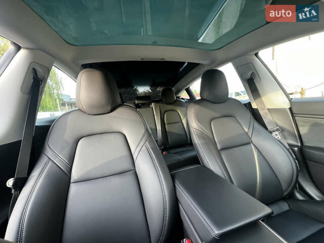Белый Тесла Модель 3, объемом двигателя 0 л и пробегом 72 тыс. км за 22500 $, фото 16 на Automoto.ua