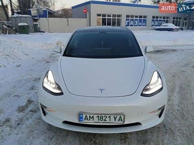 Білий Тесла Модель 3, об'ємом двигуна 0 л та пробігом 162 тис. км за 13950 $, фото 4 на Automoto.ua