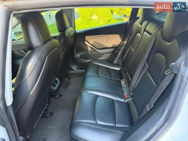 Белый Тесла Модель 3, объемом двигателя 0 л и пробегом 160 тыс. км за 18500 $, фото 31 на Automoto.ua