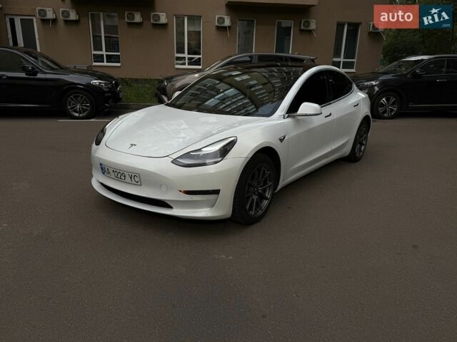 Белый Тесла Модель 3, объемом двигателя 0 л и пробегом 254 тыс. км за 11700 $, фото 8 на Automoto.ua