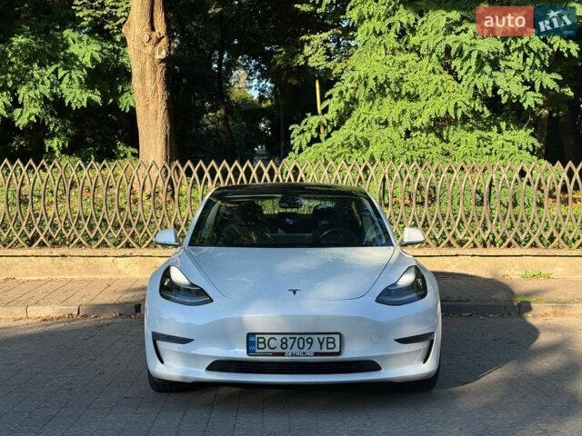 Белый Тесла Модель 3, объемом двигателя 0 л и пробегом 152 тыс. км за 17500 $, фото 1 на Automoto.ua