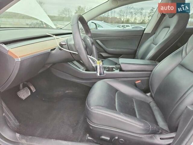 Белый Тесла Модель 3, объемом двигателя 0 л и пробегом 170 тыс. км за 5500 $, фото 6 на Automoto.ua