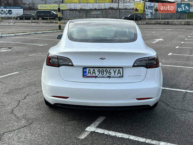 Белый Тесла Модель 3, объемом двигателя 0 л и пробегом 59 тыс. км за 34100 $, фото 6 на Automoto.ua