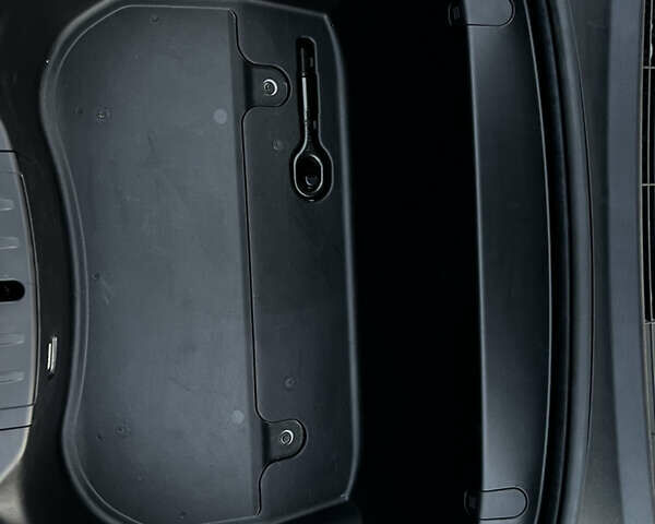 Белый Тесла Модель 3, объемом двигателя 0 л и пробегом 71 тыс. км за 22700 $, фото 34 на Automoto.ua