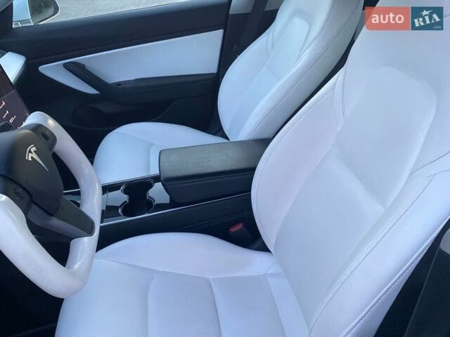 Белый Тесла Модель 3, объемом двигателя 0 л и пробегом 236 тыс. км за 14300 $, фото 10 на Automoto.ua