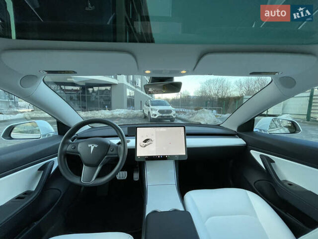 Білий Тесла Модель 3, об'ємом двигуна 0 л та пробігом 24 тис. км за 20500 $, фото 24 на Automoto.ua