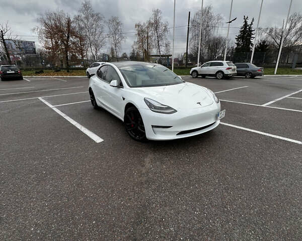 Білий Тесла Модель 3, об'ємом двигуна 0 л та пробігом 139 тис. км за 18900 $, фото 8 на Automoto.ua