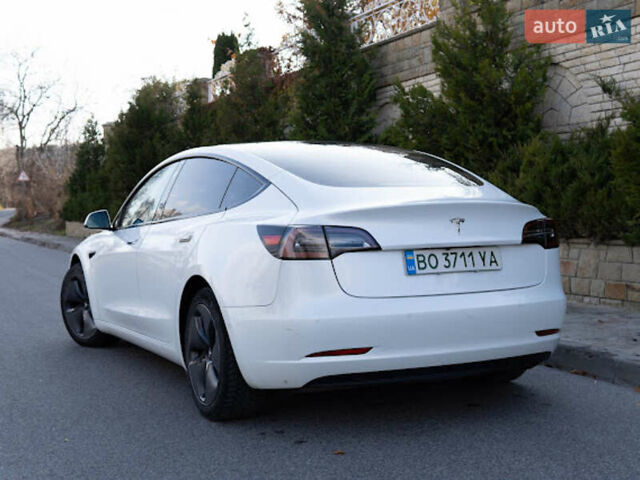 Тесла Модель 3 2019 в Львове на Automoto.ua Белый Тесла Модель 3, объемом двигателя 0 л и пробегом 80 тыс. км за 19900 $, фото 2 на Automoto.ua