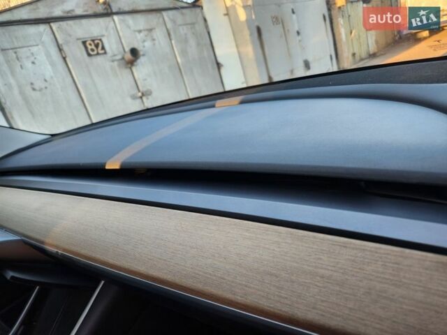 Белый Тесла Модель 3, объемом двигателя 0 л и пробегом 183 тыс. км за 15250 $, фото 21 на Automoto.ua