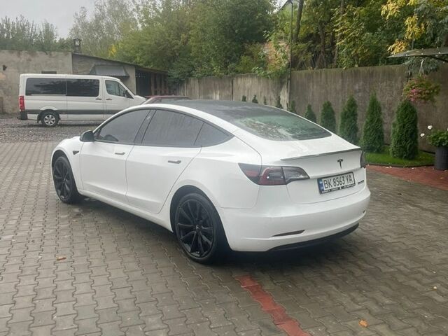 Белый Тесла Модель 3, объемом двигателя 0 л и пробегом 170 тыс. км за 13750 $, фото 6 на Automoto.ua