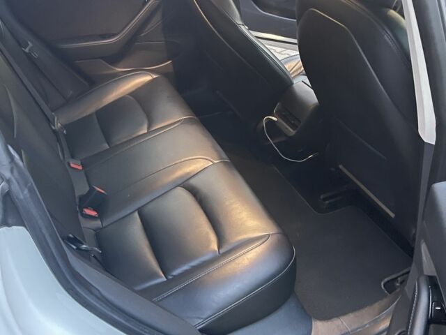 Белый Тесла Модель 3, объемом двигателя 0 л и пробегом 263 тыс. км за 18800 $, фото 11 на Automoto.ua