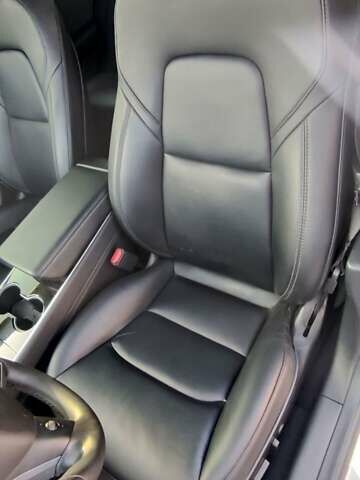 Белый Тесла Модель 3, объемом двигателя 0 л и пробегом 100 тыс. км за 19600 $, фото 3 на Automoto.ua