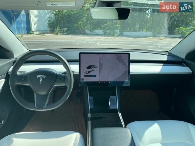 Білий Тесла Модель 3, об'ємом двигуна 0 л та пробігом 152 тис. км за 15000 $, фото 9 на Automoto.ua